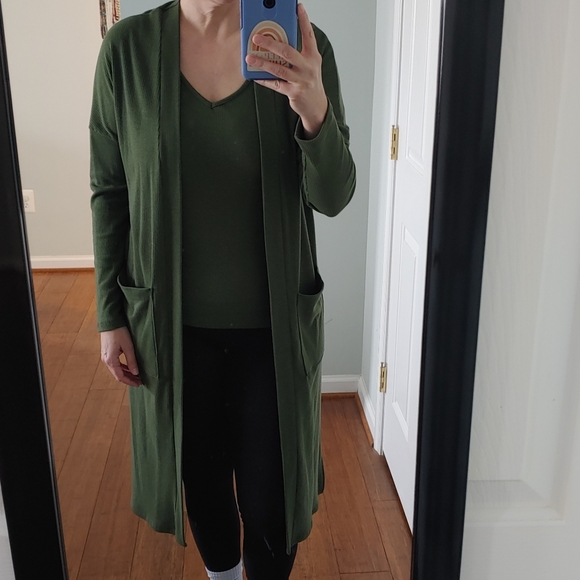 CJ's favorite ribbed cardigan - Picture 2 of 3